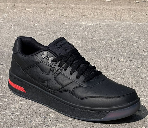 UA COURT 96-Medium - 
                    Noir
                    