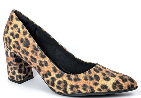 745135-Medium - 
                    Leopard
                    