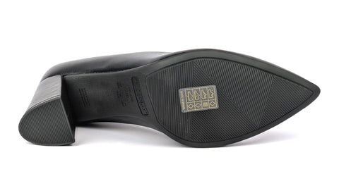 745135-Medium