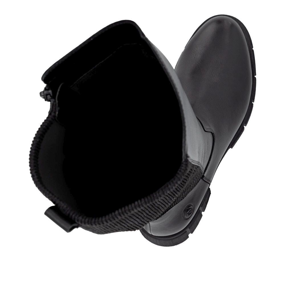 D2S74-00-Medium